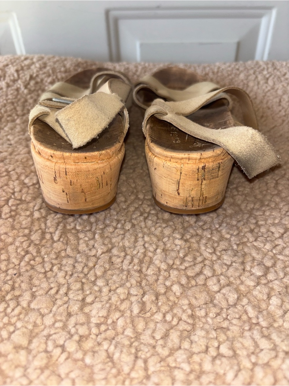 Kork-Ease tan suede cork platform sandals size 8 M - Picture 5 of 6